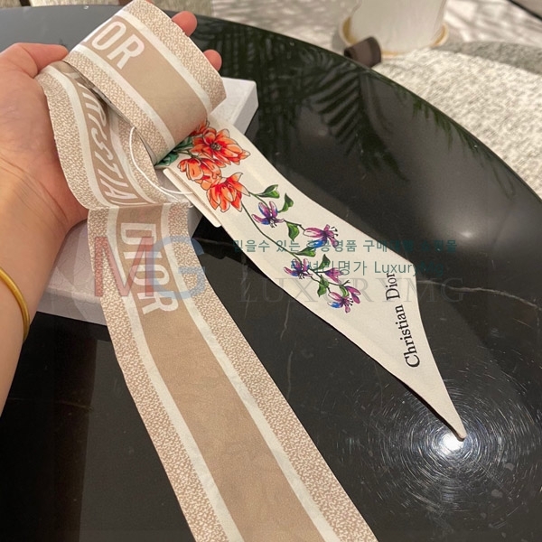 ��� Ʈ���� DI256816-2