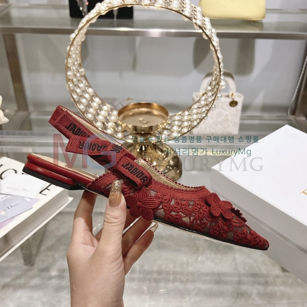 ��� �÷����� DA588741