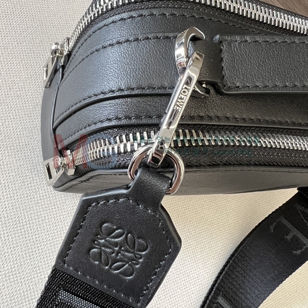 �ο��� �̴� ī�޶� ũ�ν��� 062399-5