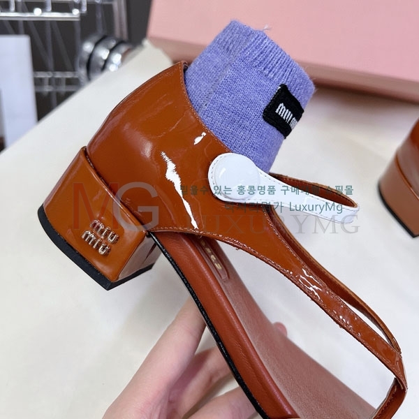 �̿�̿� �ɸ� ���� M2M9133025