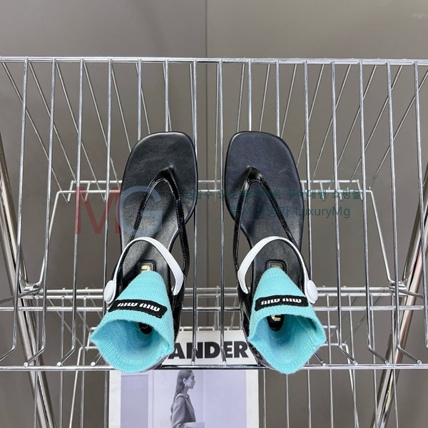 �̿�̿� �ɸ� ���� M2M9133025-2