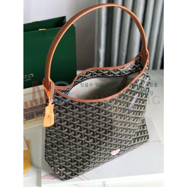 ���ߵ� ȣ���� G02023-10
