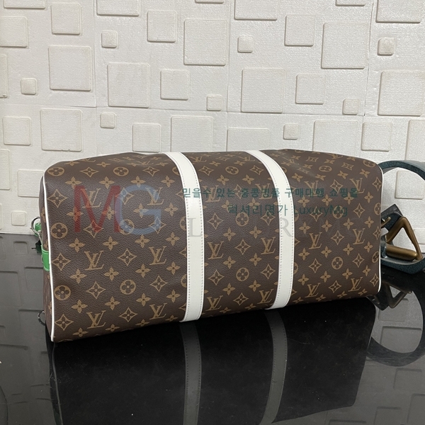 ���̺��� Ű�� �ݵѸ��� 50 M13926