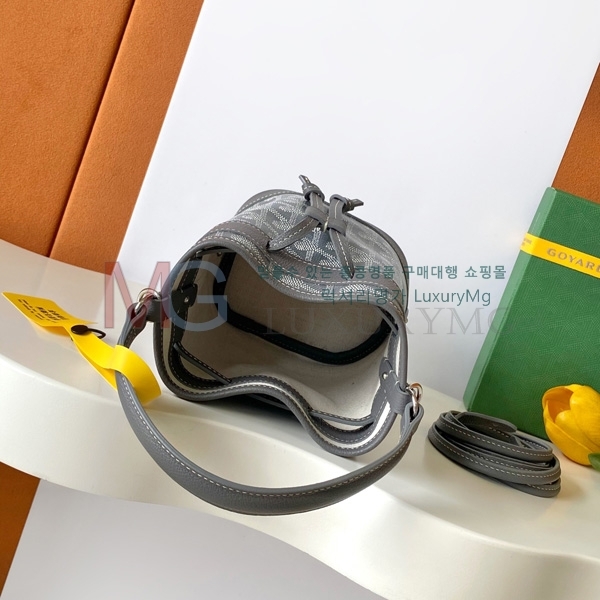 ���ߵ� �ڶ� �÷� �̴� ��Ŷ�� 33033-6