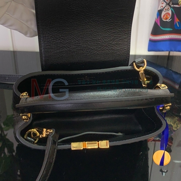 ���̺��� īǶ�� �̴� M94227-5