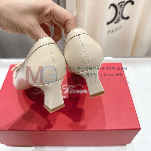 ������� ������ ������ R6V301145-2