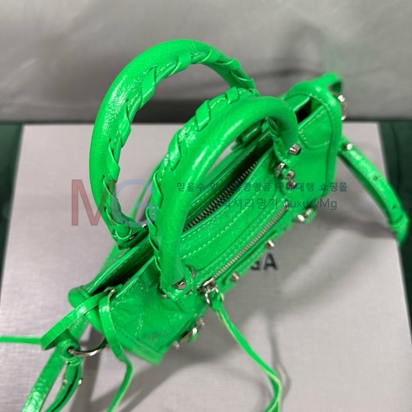 �߷��þư� �� ��Ƽ �� ���� B230090-18