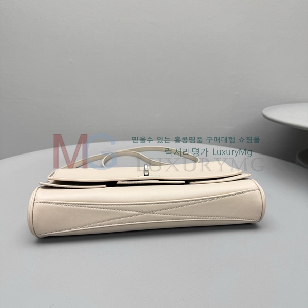 �߷��þư� �� ���� ���� Ŭ��ġ �� ��Ʈ�� 661950-5