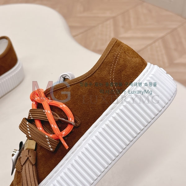 ���� �̿�̿� ����Ŀ�� MIU611122-3