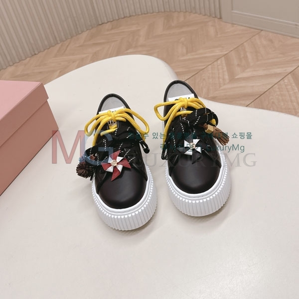 ���� �̿�̿� ����Ŀ�� MIU611122-4