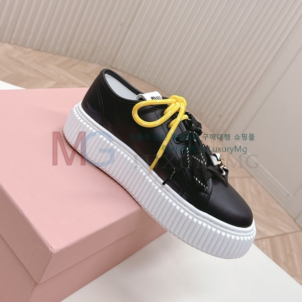 ���� �̿�̿� ����Ŀ�� MIU611122-4