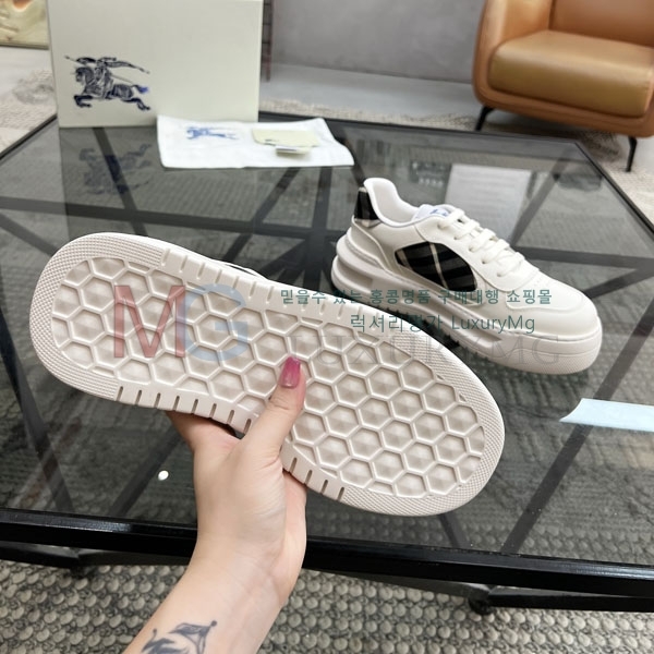 ���� ������ ����Ŀ�� 4BU669032