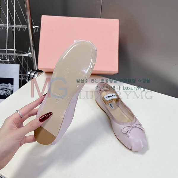 ���� �̿�̿� �÷����� 1MIU61778-6
