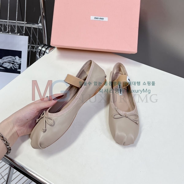 ���� �̿�̿� �÷����� 1MIU61778-4