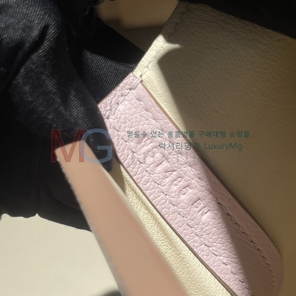 �����޽� 2424 21�� �̴� H541011-3
