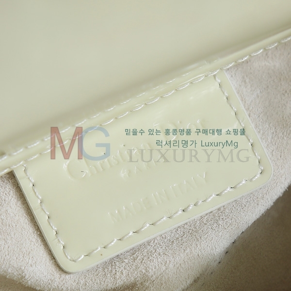 ��� ���̵� �� ���̹� �̴� M66750-101