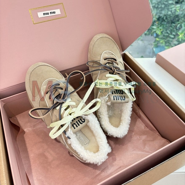 ���� �̿�̿� ����Ŀ�� M2211789