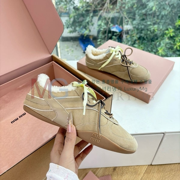 ���� �̿�̿� ����Ŀ�� M2211789