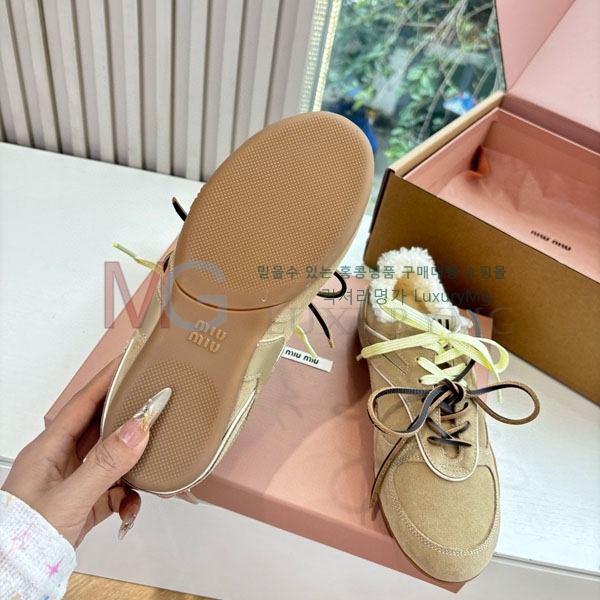 ���� �̿�̿� ����Ŀ�� M2211789