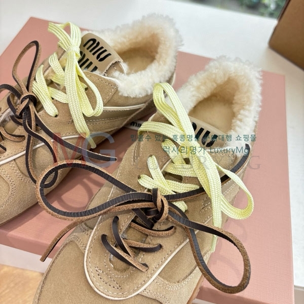 ���� �̿�̿� ����Ŀ�� M2211789
