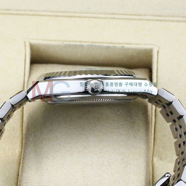 �η��� �ð� R05770-3