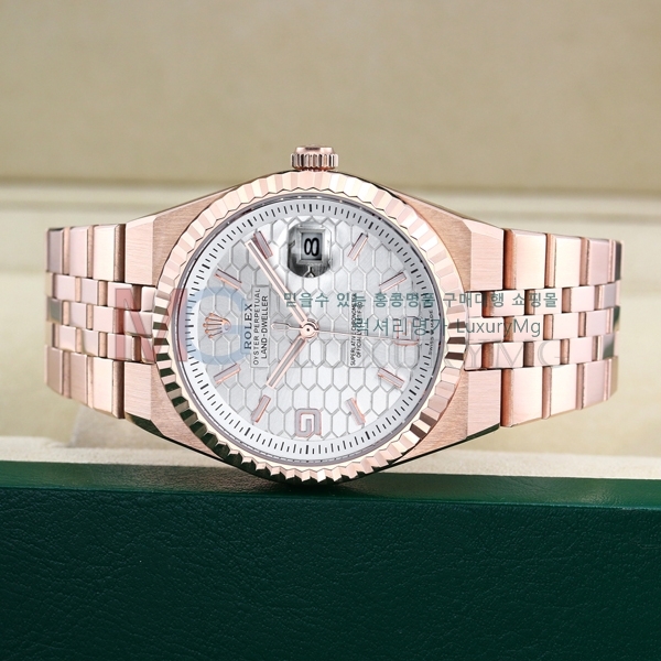 �η��� �ð� R05770-4