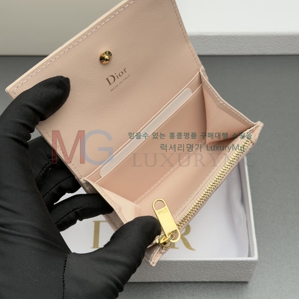 ��� ���̵� ��� �۸��� ���� S2607-4