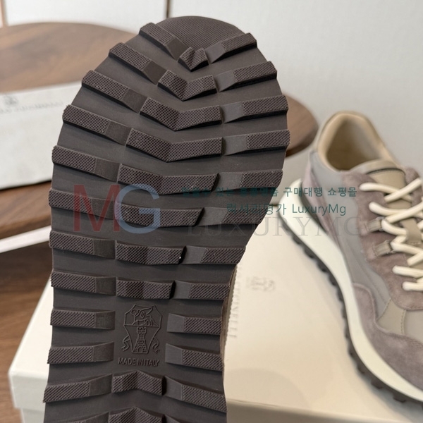  ���� ���ڷ� ��ġ�ڸ� ����Ŀ�� BC570772-9