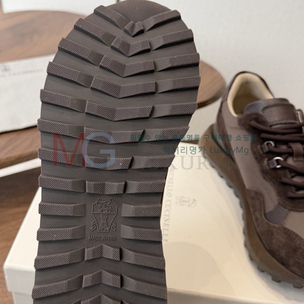  ���� ���ڷ� ��ġ�ڸ� ����Ŀ�� BC570772-6